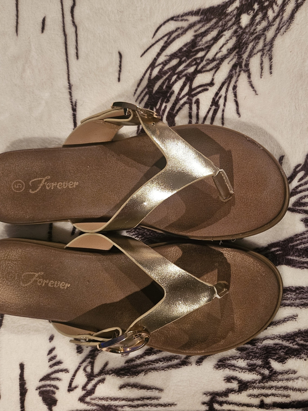 Forever 21 Gold Metallic Thong Sandals with Buckle